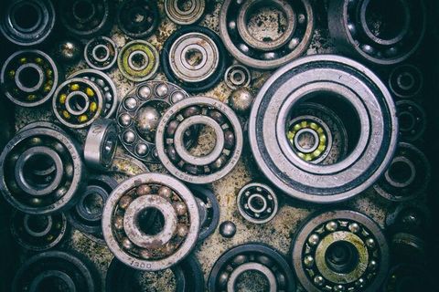 Guide To Industrial AI Applications: How Artificial Intelligence Is Optimizing Production