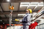 Lifting Equipment Guide With Material Handling and Safety Insights