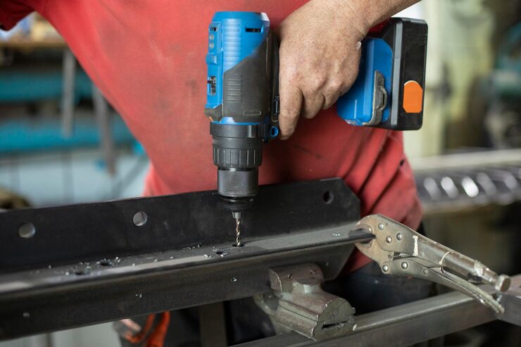 Guide to Selecting the Right Drilling Machine: Features, Types & Smart Choices