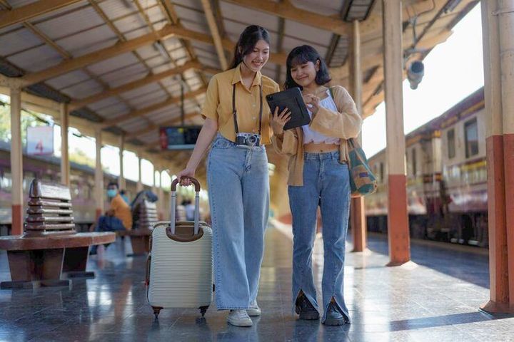 Industrial Tourism Travel Guide With Factory Visits and Engineering Experiences