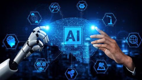 Machine Learning vs Deep Learning Guide With Technology Differences and Practical Applications