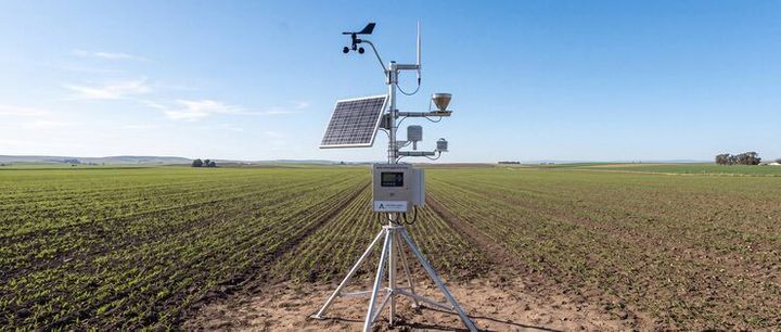 Solar Tracking Systems Guide With Solar Energy Technology and Engineering Insights