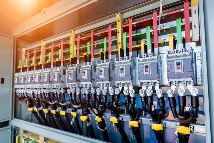 Hydraulic Control Panels Guide: Design, Components, Working Principles, Uses and Features