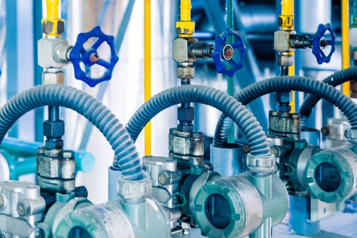 Water Pressure Systems Guide: Understanding Pumps, Tanks, and Pressure Control Basics