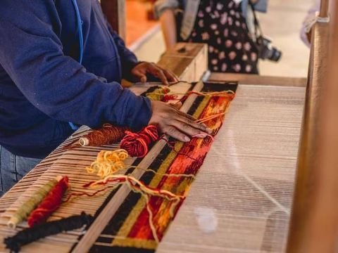 Explore Handloom and Embroidery Destinations With Artisan Traditions and Travel Tips