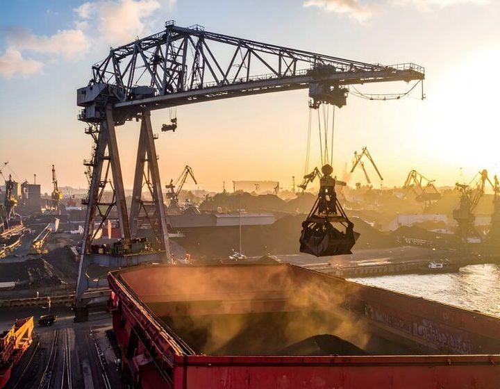 Industrial Cranes Explained: Types, Components, Applications, Safety Features and Working Principles