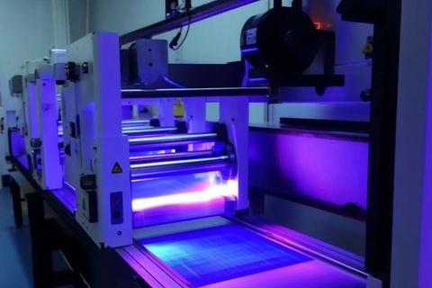 Guide to UV Curing Machines: Principles, Industrial Applications & Selection Tips