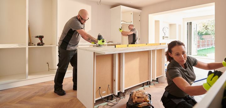 Comprehensive Guide to Renovating Kitchen