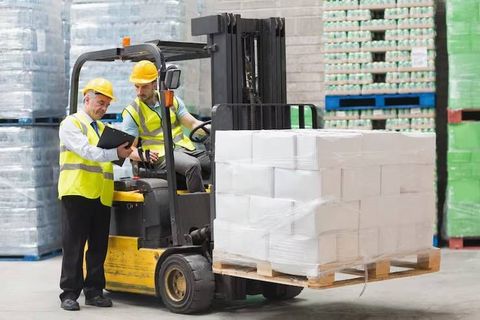 Industrial Predictive Maintenance Guide With Smart Monitoring and Automation Insights