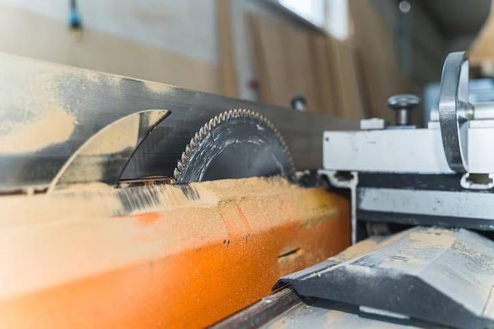 Metal Cutting Band Saws Guide: Designs, Blade Types, Features, Uses and Selection Considerations
