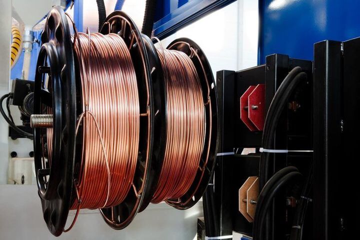 Copper Cable Manufacturing Guide: Raw Materials, Machinery, Production and Quality Considerations