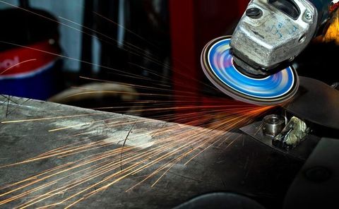 Smart & Automated Manufacturing Guide: Explore Technologies, Systems, Benefits, and Planning Factors