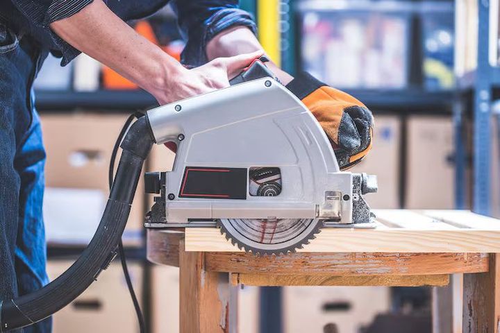 Complete Guide to Circular Saw Machines for Industrial Cutting and Material Processing