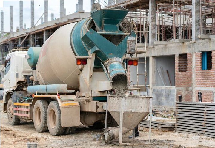 Concrete Mixer Machine Overview: Equipment, Processes, Features and Construction Applications