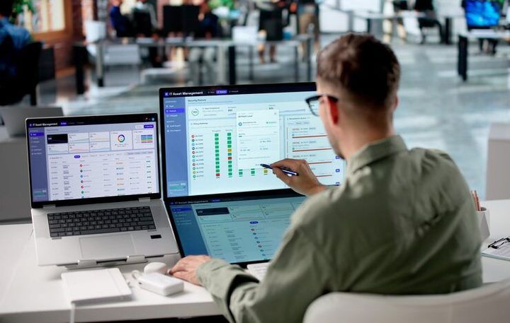 Payroll Software for Multi-Location Businesses With Automation, Reporting, and Compliance Features