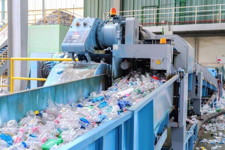 Plastic Shredder Insights: Shredding Technologies, Material Types and Industrial Applications