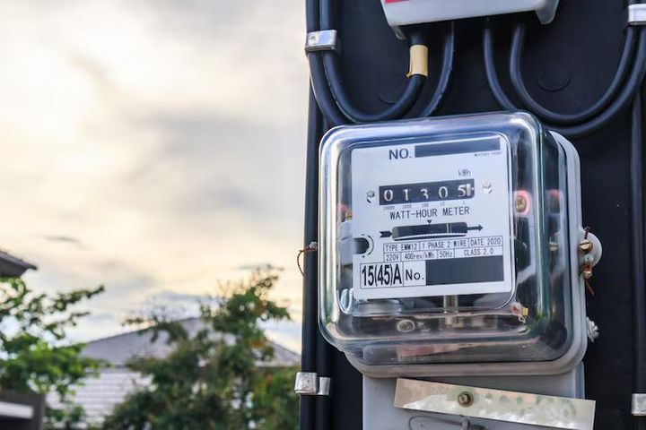 Smart Metering Systems Details: Meter Types, Sensors, Connectivity, Features and Functions
