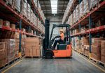 Forklifts Guide: Types, Uses, Safety Practices and Modern Warehouse Handling Systems