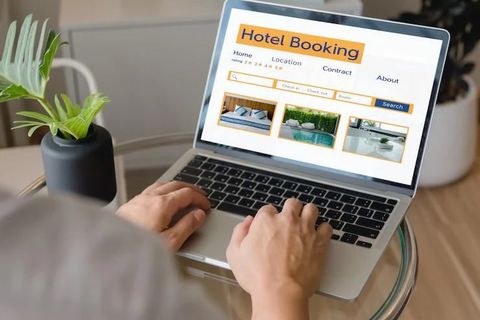 Hotel Booking Insights: Accommodation, Room Options, Amenities and Planning Tips